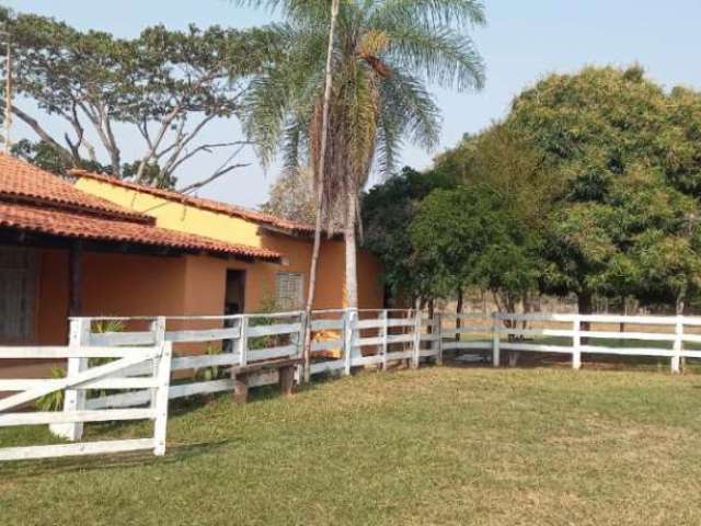 Chácara / sítio com 3 quartos à venda na Rural, 1, Área Rural de Várzea Grande, Várzea Grande por R$ 470.000