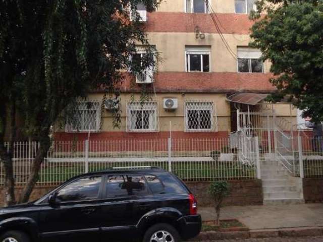 Apartamento com 2 quartos para alugar no São Sebastião, Porto Alegre , 70 m2 por R$ 970