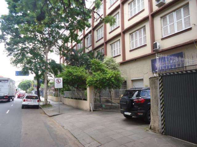 Apartamento com 3 quartos para alugar no Navegantes, Porto Alegre , 89 m2 por R$ 1.600