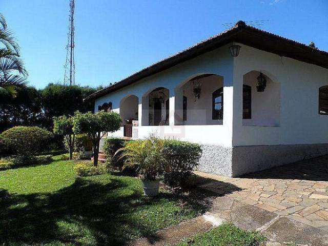 Casa com 3 dormitórios à venda por R$ 2.200.000,00 - Cotia - Cotia/SP