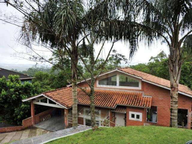 Casa com 4 dormitórios à venda, 205 m² por R$ 960.000,00 - Granja Viana - Embu das Artes/SP