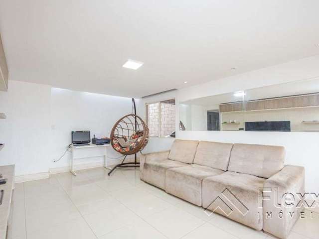 Casa com 3 dormitórios à venda, 180 m² por R$ 845.000,00 - Uberaba - Curitiba/PR