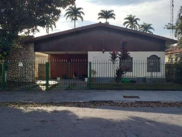 Casa com 3 dormitórios à venda, 238 m² por R$ 1.378.000,00 - Jardim Esplanada - São José dos Campos/SP