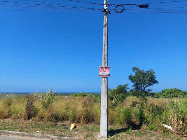 Terreno à venda em Bacaxá, Saquarema  por R$ 200.000