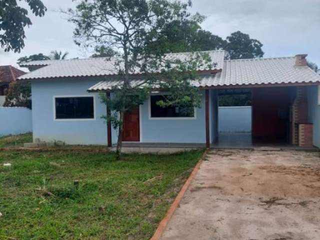 Casa com 2 quartos à venda no Vilatur, Saquarema  por R$ 410.000