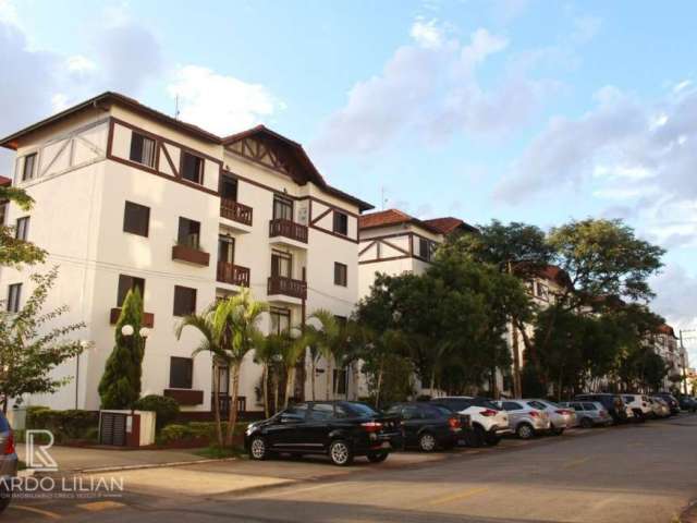 'Apartamento recém reformado de 3 dormitórios em condomínio charmoso e seguro no Jardim Santa Cruz!'
