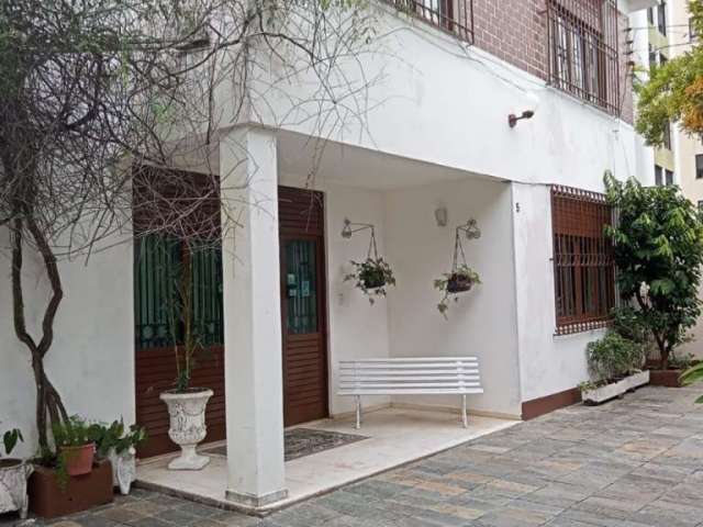 Casa - 610 m² - Nascente - Varanda - Quarto de Serviço - 5 Vagas de Garagem