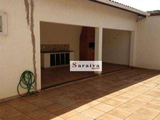Casa com 3 dormitórios à venda, 250 m² por R$ 600.000,00 - Vila Vicente - Jaú/SP