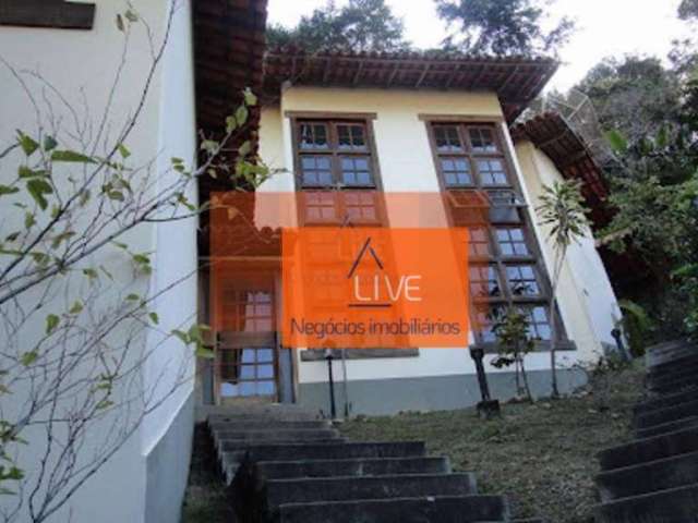 Casa com 5 dormitórios à venda, 239 m² por R$ 1.200.000,00 - Piratininga - Niterói/RJ