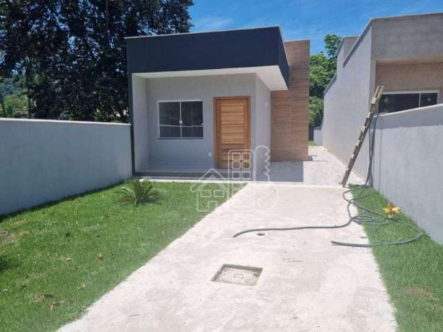 Casa com 2 dormitórios à venda, 60 m² por R$ 400.000,01 - Ubatiba - Maricá/RJ