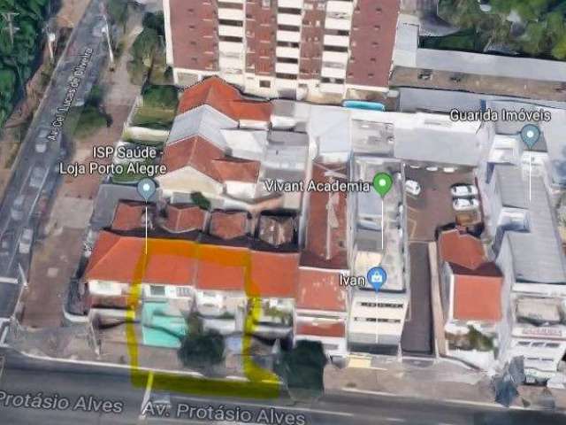 Terreno na avenida Protasio Alves, no bairro Rio Branco, Porto Alegre/RS&lt;BR&gt;&lt;BR&gt;Dois terrenos com casa na Protásio Alves quase esquina coronel Lucas de Oliveira, medindo cada um dos terren