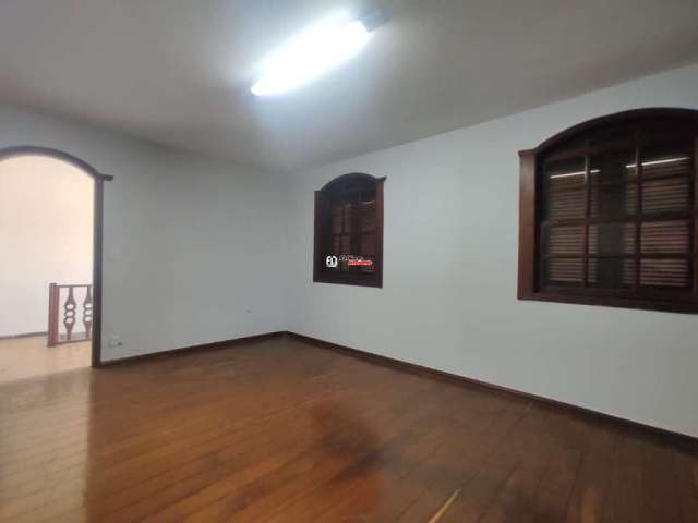 Casa com 4 quartos para alugar na Detetive Moacir Alves Garcia, 187, Santa Branca, Belo Horizonte por R$ 3.800