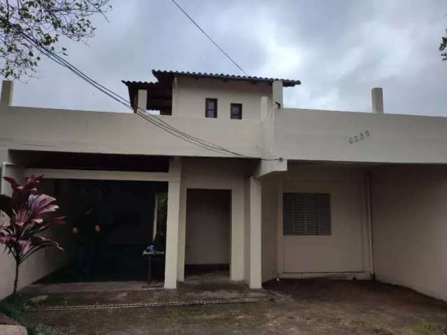 Casa para venda no Bairro Lomba do Pinheiro em Porto Alegre - *312