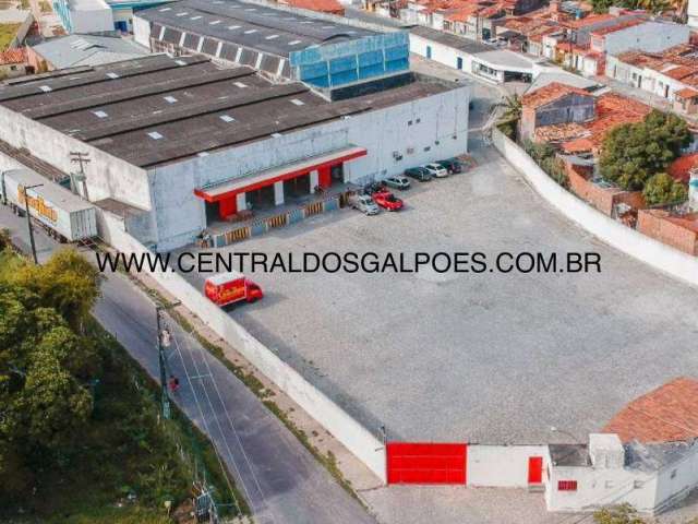 Galpão/Depósito/Armazém para aluguel possui 3600 metros quadrados em - São Cristóvão - Se