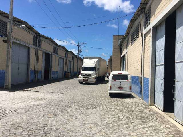 Galpão/Depósito/Armazém para aluguel possui 300 m2