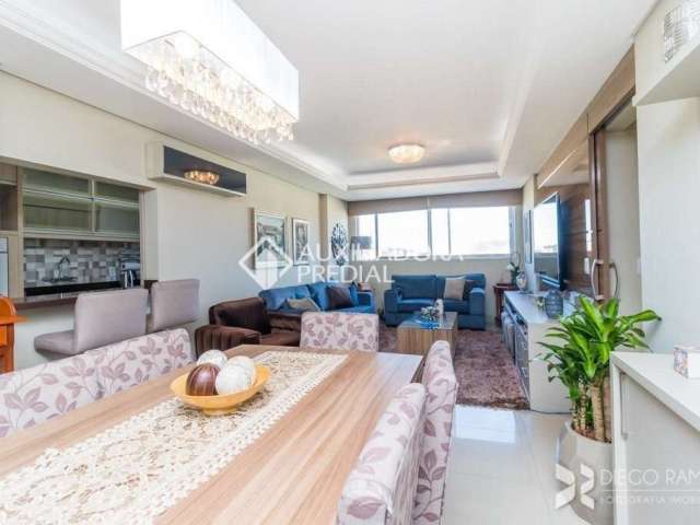 Apartamento com 3 quartos à venda na Rua Veríssimo Rosa, 757, Partenon, Porto Alegre, 105 m2 por R$ 870.000