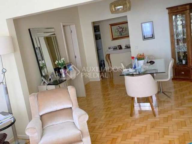 Apartamento com 3 quartos à venda na Rua Duque de Caxias, 910, Centro Histórico, Porto Alegre, 131 m2 por R$ 1.000.000