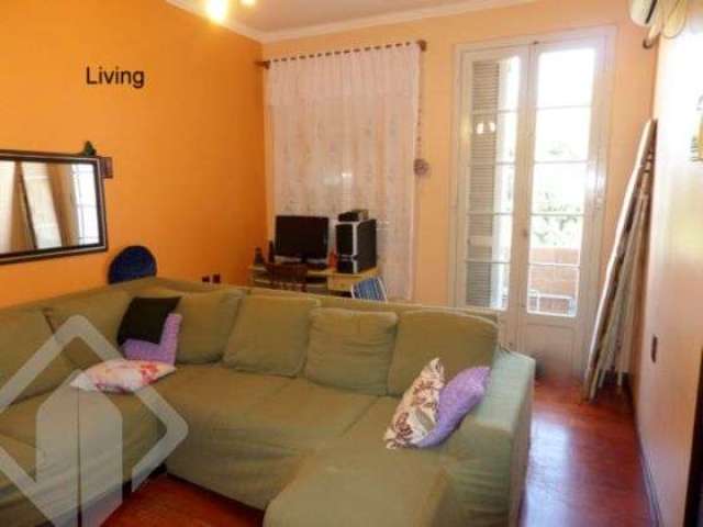 Apartamento com 3 quartos à venda na Rua Buarque de Macedo, 764, São Geraldo, Porto Alegre, 80 m2 por R$ 280.000