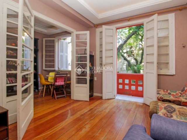 Casa com 4 quartos à venda na Rua Felipe Camarão, 66, Rio Branco, Porto Alegre, 125 m2 por R$ 1.060.000