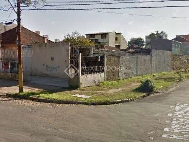 Terreno em condomínio fechado à venda na Rua Machado de Assis, 344, Partenon, Porto Alegre, 304 m2 por R$ 520.000