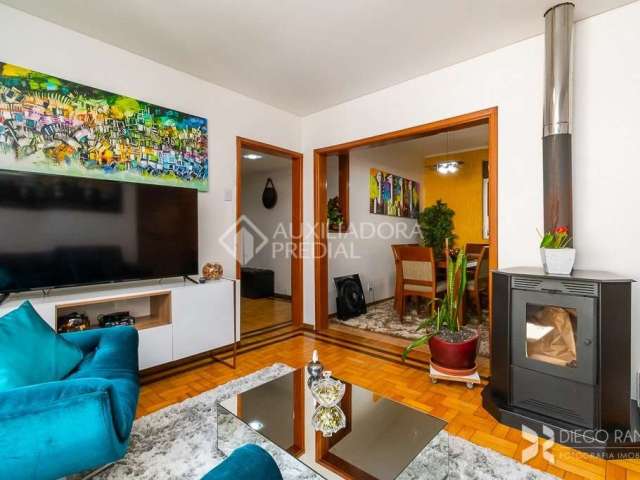 Apartamento com 3 quartos à venda na Rua César Lombroso, 52, Rio Branco, Porto Alegre, 113 m2 por R$ 495.000