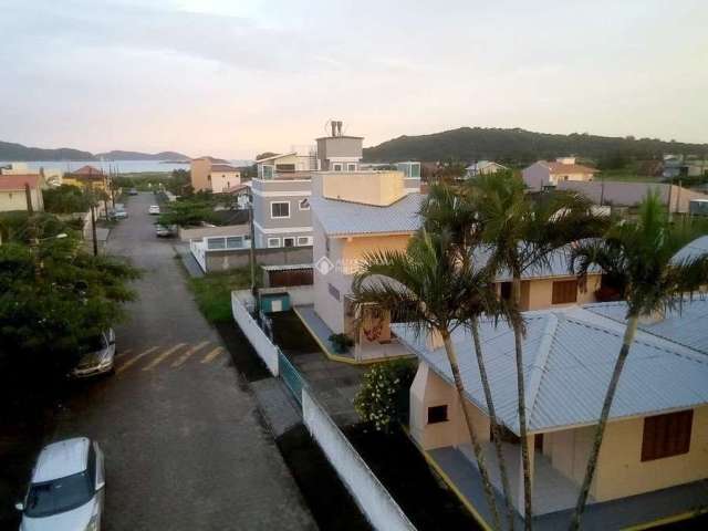 Prédio com 8 salas à venda na Rua Acarai, 77, Praia do Sonho, Palhoça, 290 m2 por R$ 2.200.000