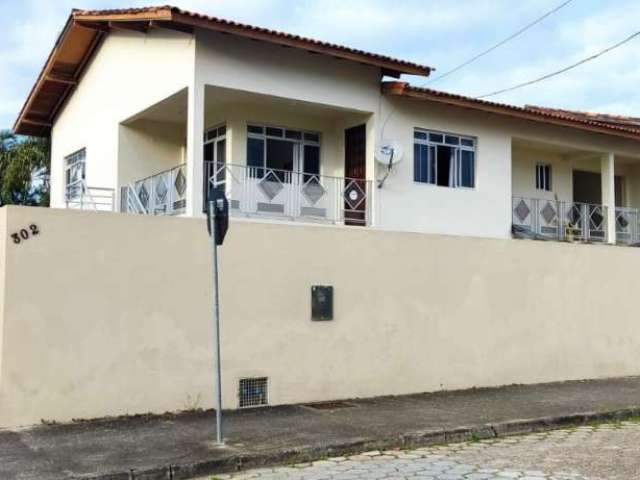 Casa com 6 quartos à venda na Rua Fermino Hemenegildo dos Santos, 302, Carianos, Florianópolis, 345 m2 por R$ 1.170.000