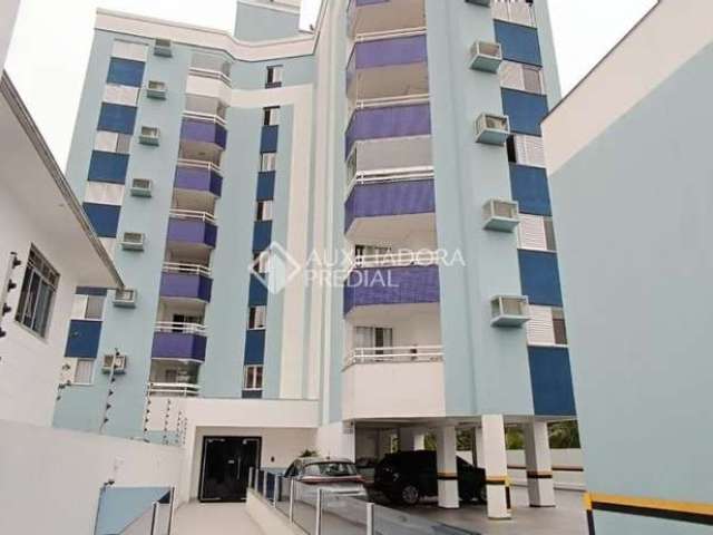 Apartamento com 2 quartos para alugar na Rua Capitão Romualdo de Barros, 611, Carvoeira, Florianópolis, 70 m2 por R$ 3.500