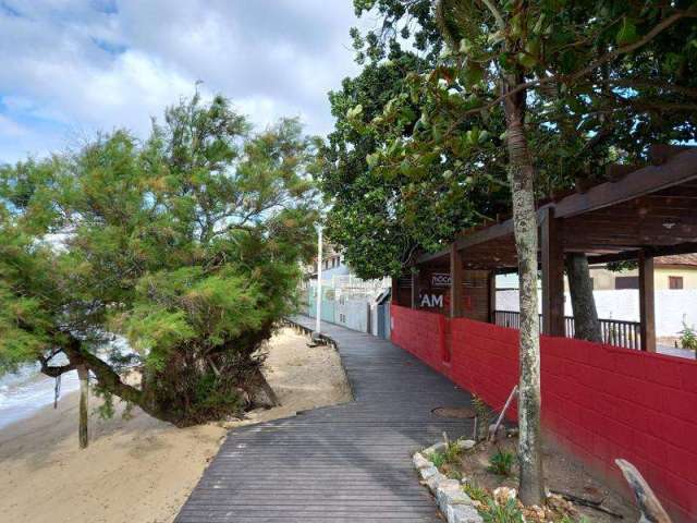 Terreno para Venda Lindo terreno na praia das Palmeiras no bairro Itaguaçu. FLORIANOPOLIS