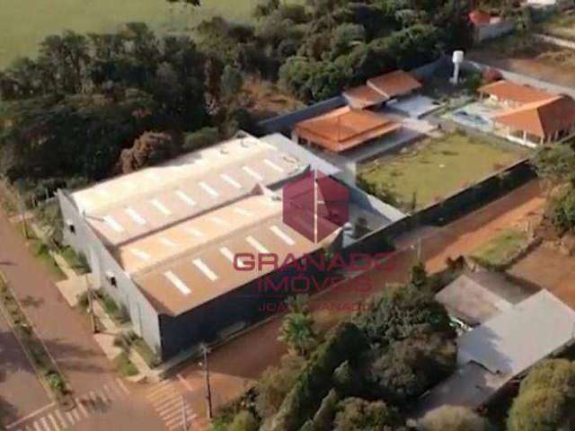 Barracão e chácara com piscina à venda, 6000 m² - Sarandi/PR