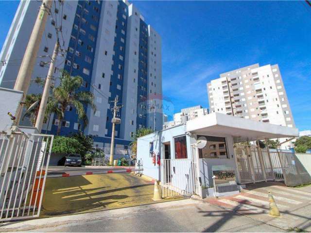 Apartamento com 2 Quartos e 1 banheiro para Alugar, 45 m² por R$ 1.800/Mês