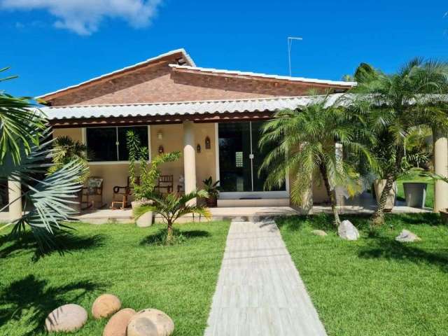 Casa com 4 dormitórios à venda, 380 m² por R$ 1.200.000,00 - Catu de Abrantes - Lauro de Freitas/BA