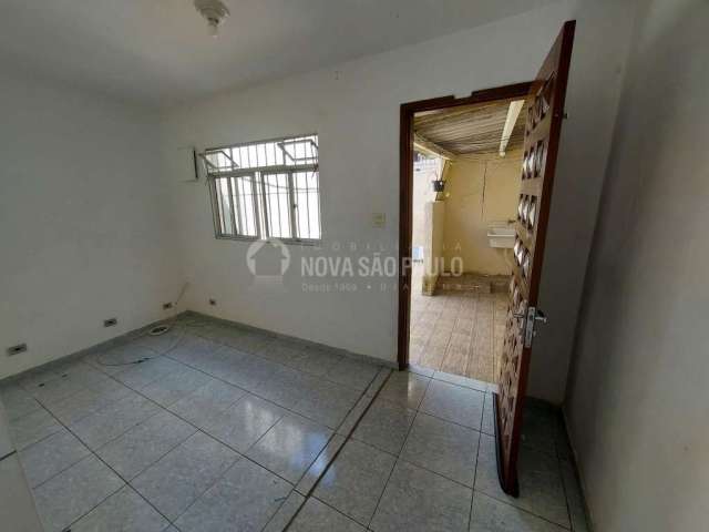 Casa com 1 quarto para alugar na Rua Modesto Álvares Dias, 46, Conceição, Diadema, 40 m2 por R$ 850