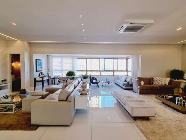 Apartamento para venda tem 325 m2, com 4 suítes, nascente, no Horto Florestal - Salvador - BA