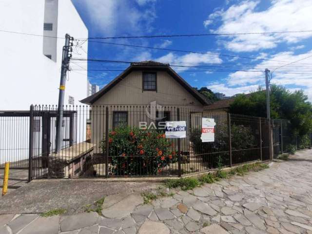 Terreno à venda na Rua Antônio Broilo, 1107, Cruzeiro, Caxias do Sul por R$ 750.000