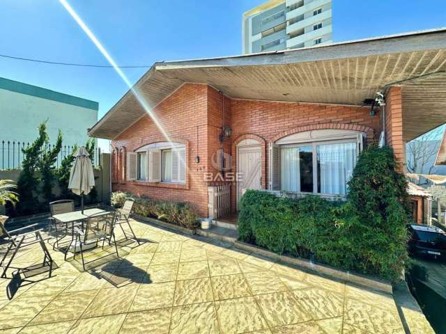 Casa com 5 quartos à venda na Rua Irmão Bonifácio, 782, Sagrada Família, Caxias do Sul, 322 m2 por R$ 849.000