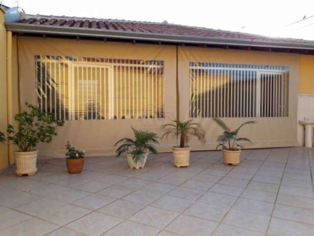 Casa com 2 dormitórios sendo 1 suíte à venda, 160 m² por R$ 400.000 - Planalto - Araçatuba/SP