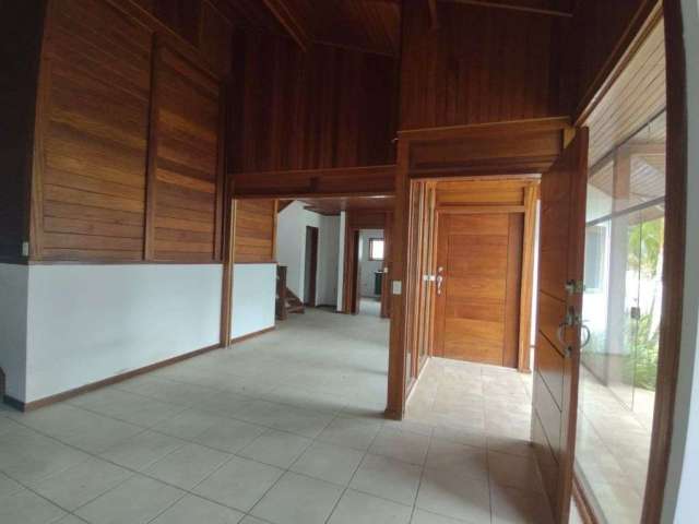 Casa com 4 dormitórios à venda, 289 m² por R$ 900.000,00 - Quintas do Ingaí - Santana de Parnaíba/SP