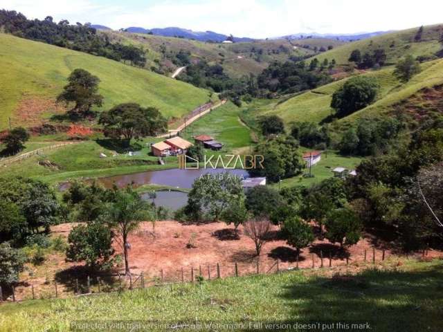 Fazenda com 6 dormitórios à venda, 1161600 m² por R$ 4.000.000,00 - Cachoeira Acima - Piracaia/SP
