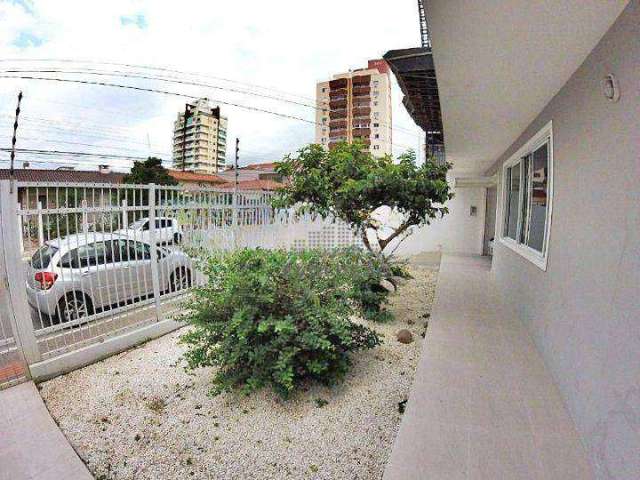 Casa com 3 dormitórios à venda, 137 m² por R$ 2.100.000,00 - Kobrasol - São José/SC