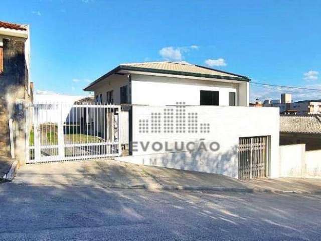 3 Casas com 5 total dormitórios à venda, 190 m² por R$ 679.900,00 - Areias - São José/SC