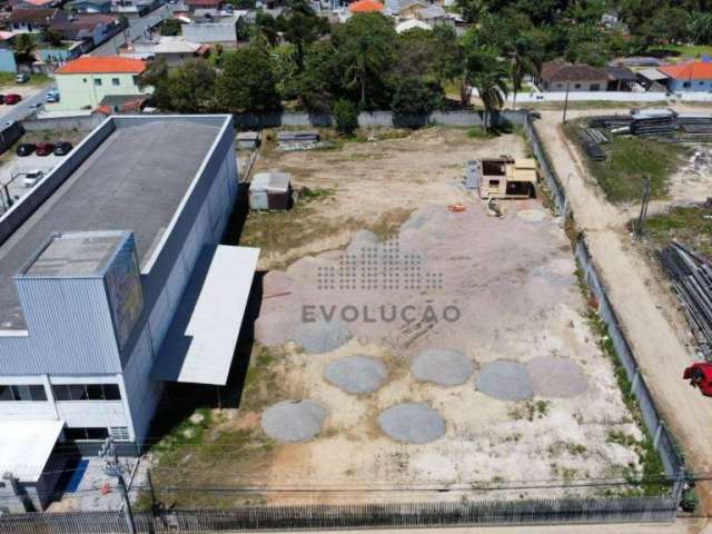 Terreno para Venda e Locação, com 3.200 m² Bairro Ipiranga em São José SC