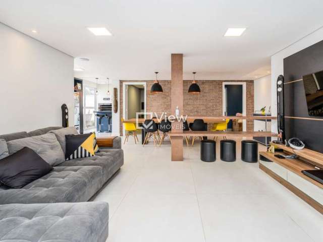 Casa com 4 quartos à venda na Avenida Edgard Stellfeld, 282, Jardim Social, Curitiba por R$ 1.990.000