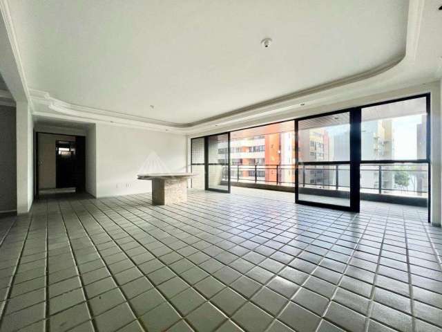 Apartamento com 4 quartos à venda na Desportista Humberto Guimarães, 447, Ponta Verde, Maceió, 223 m2 por R$ 1.200.000