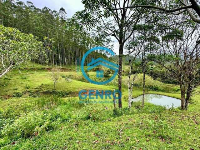Área para Chácara em Meio a Natureza com Lagoa, Riacho e Terreno de 7.000m² à venda em Canelinha/SC