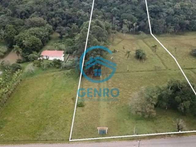 Sitio com Ótima Localização e Terreno de 60.000m² ( 06 HECTARES ) à venda em Porto Belo/SC
