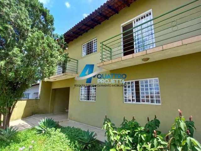 Casa com 4 quartos à venda na Comandante Ismael Guilherme, 0, Califórnia, Londrina por R$ 750.000