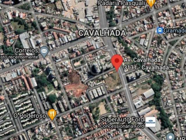 Ótimo terreno de Esquina na Avenida Cavalhada na Zona Sul de Porto Alegre com 300m² de área total.