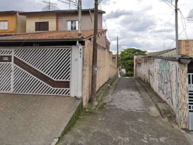 Casa sobrado a venda em Santo André Parque João Ramalho 3 dormitórios (1 suíte), 2 vagas de garagem, churrasqueira e forno de pizza