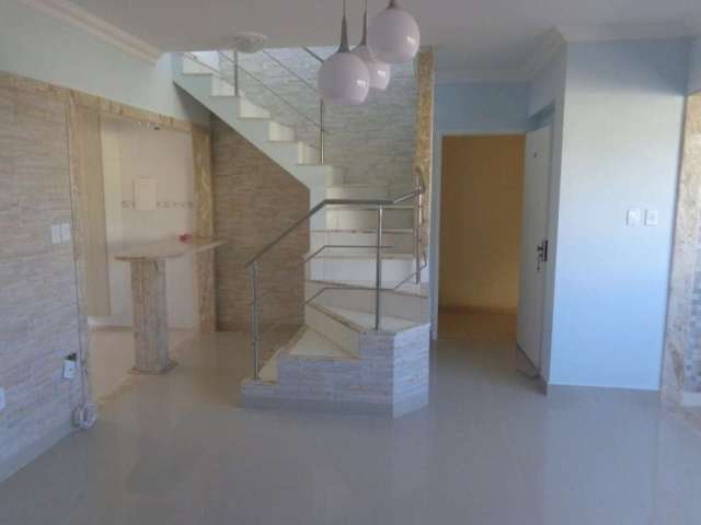Apartamento com 4 quartos à venda na Rua Juracy Magalhães, 23, Pitangueiras, Lauro de Freitas, 160 m2 por R$ 550.000